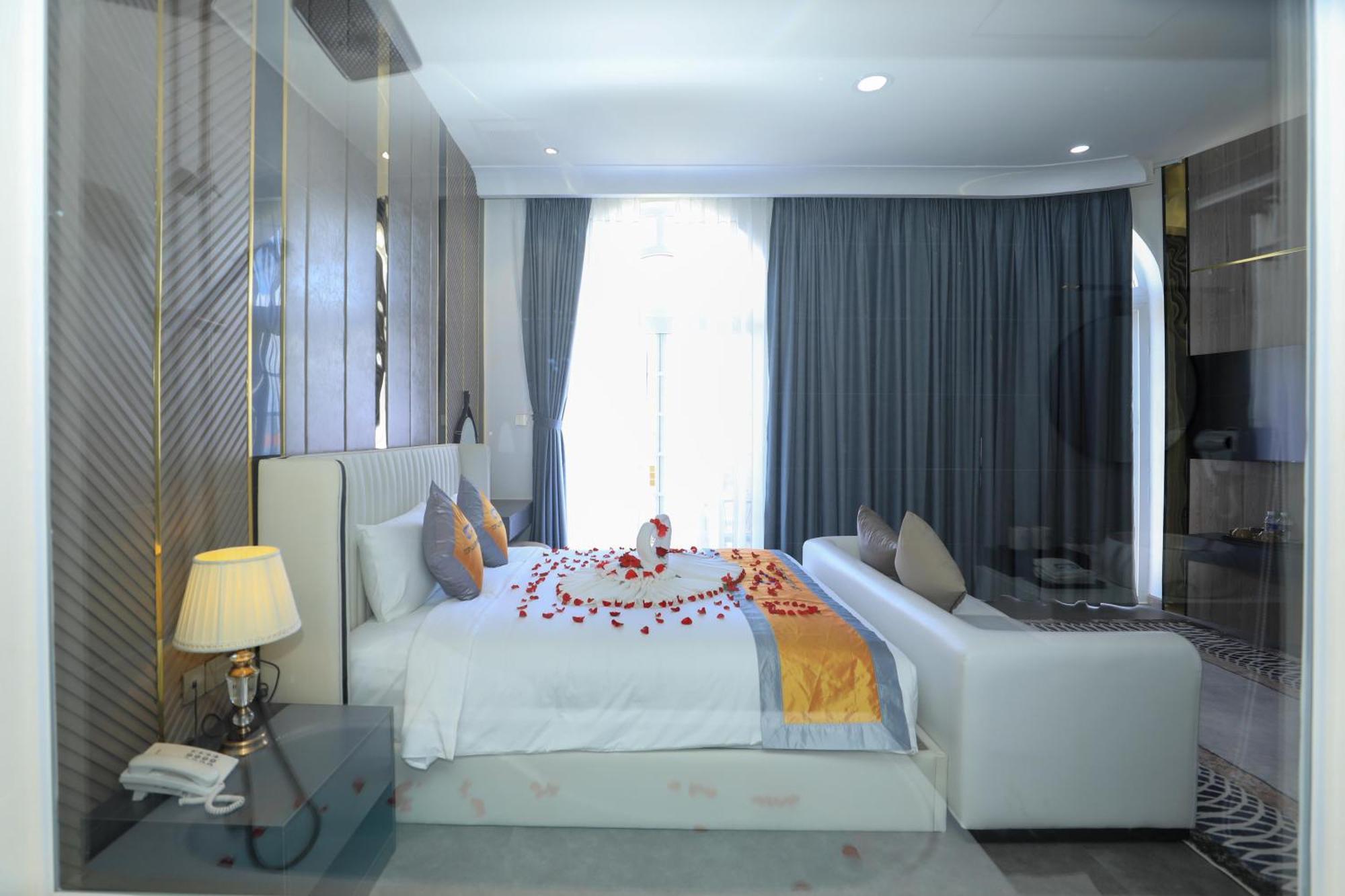 Premium Cgp Hotel ホイアン エクステリア 写真